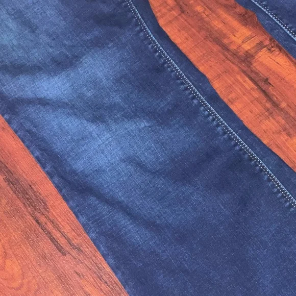 American Eagle Women's High-Rise Super Stretch Flare Denim Jeans 16 Long - Picture 7 of 7